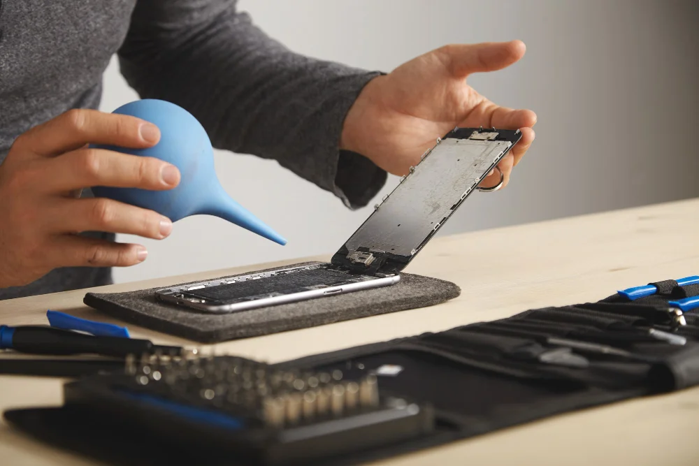 iPhone Screen Repair